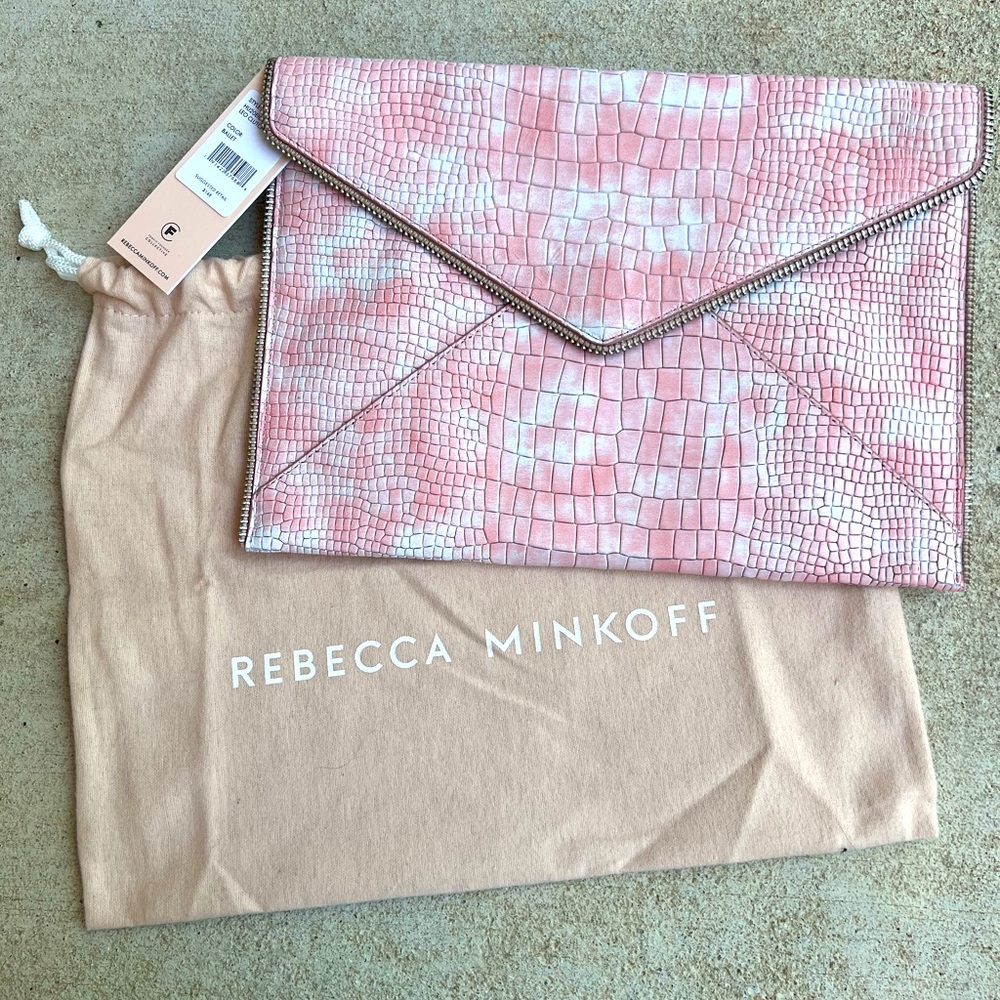 NWT Leo Clutch Color - Ballet